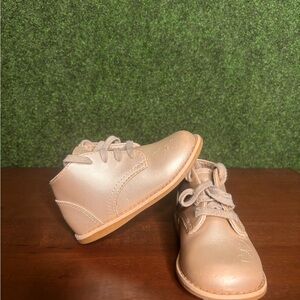 FootMates Tan Baby Walker Shoes